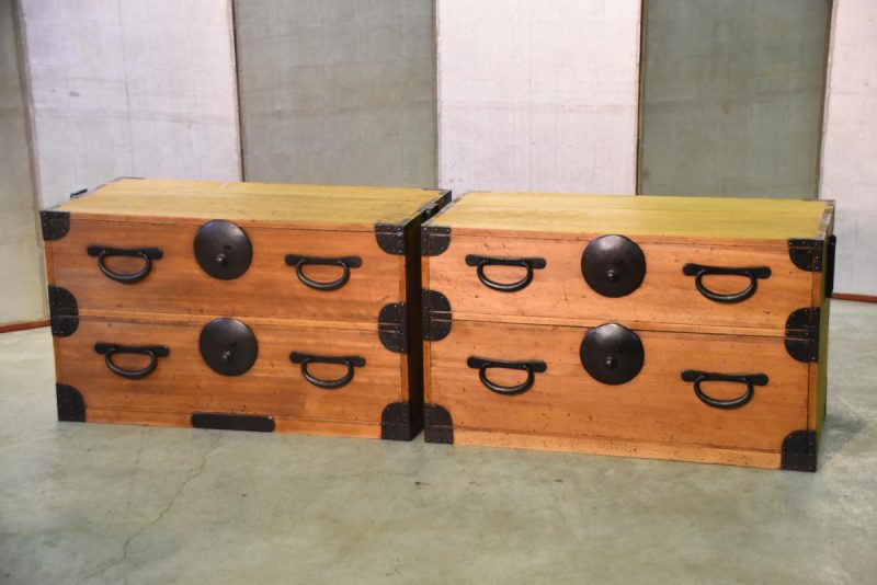 Antique Japanese 4 drawer clothing chest (2 sections) - Image 15