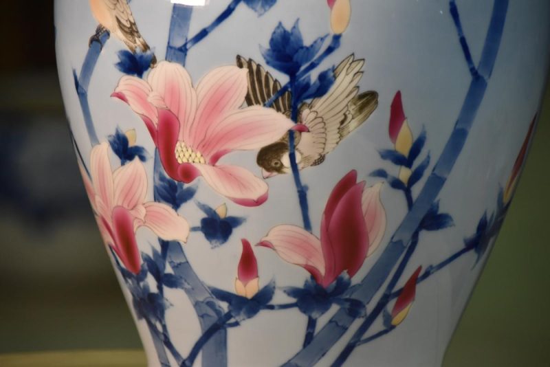 Porcelain Vase by Fukugawa with Birds and Magnolia Flowers - Image 12