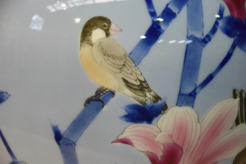 Porcelain Vase by Fukugawa with Birds and Magnolia Flowers - Image 7