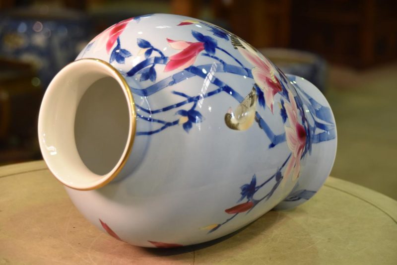 Porcelain Vase by Fukugawa with Birds and Magnolia Flowers - Image 6
