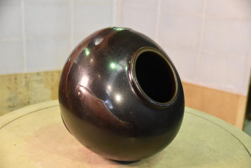 Japanese Bronze Koi Ikebana Flower Vase - Image 5