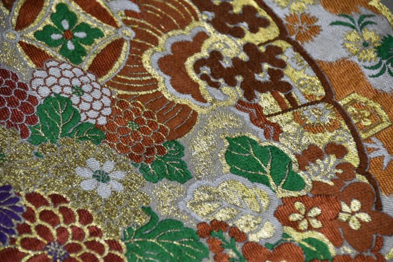 Japanese Silk Vintage Wedding Obi (Maru Obi) - Image 7