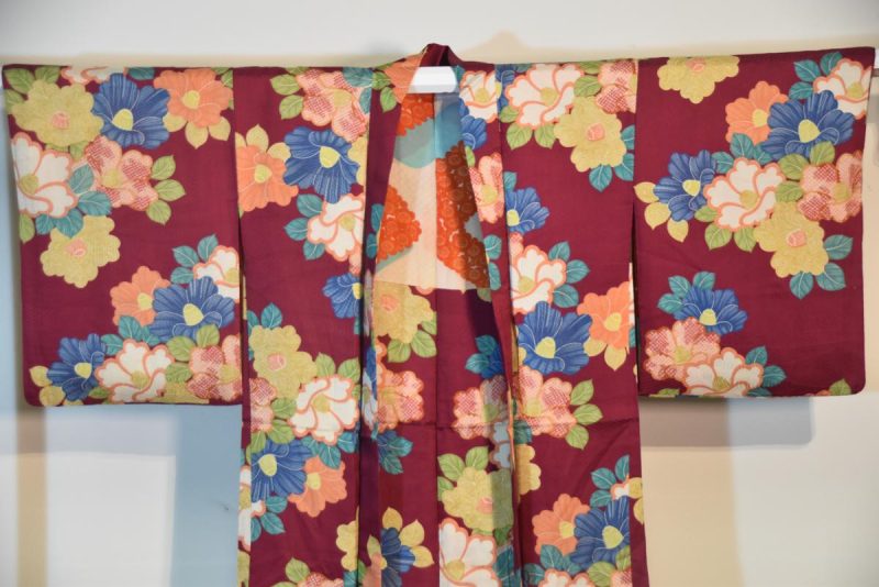 Haori with a Camillia Design - Image 3