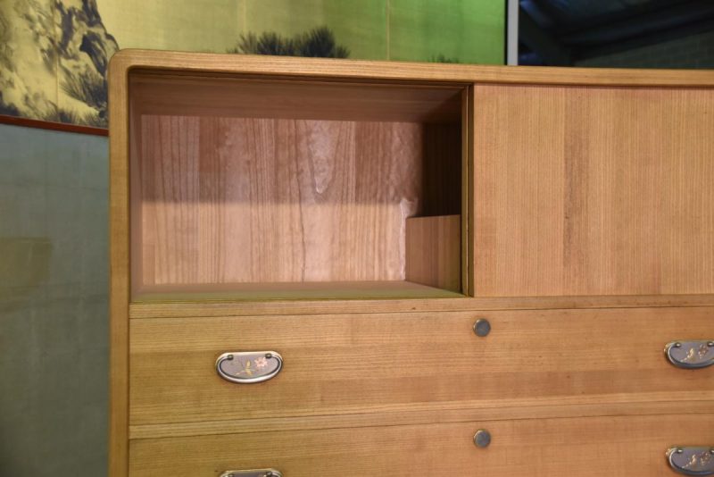 Japanese Vintage 2 Section Kimono Chest made of all  thick Kiri (Paulownia) - Image 4