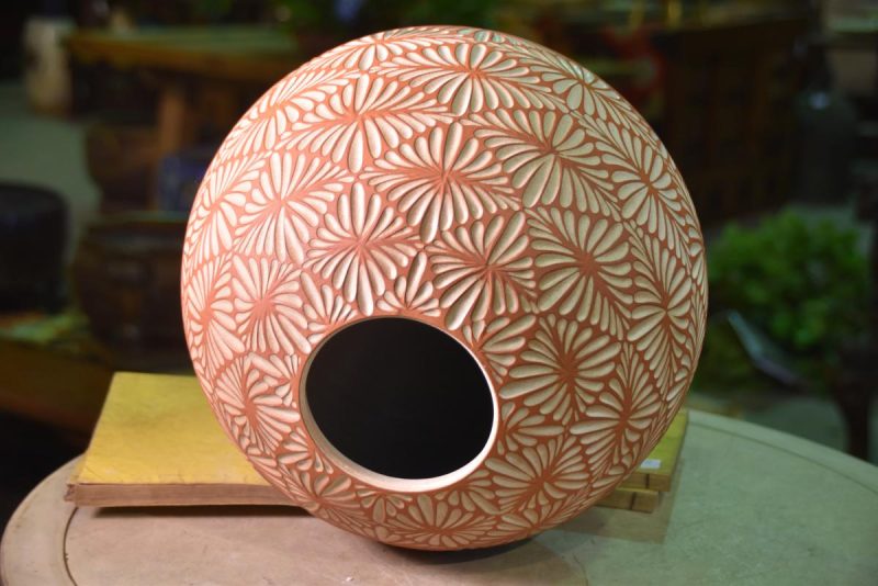 Japanese Pottery Ikebana Flower Vase - Image 5