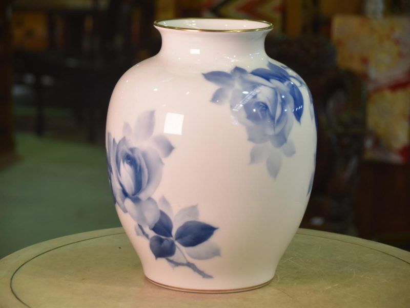 Noritake Okura Rose Vase - Image 8