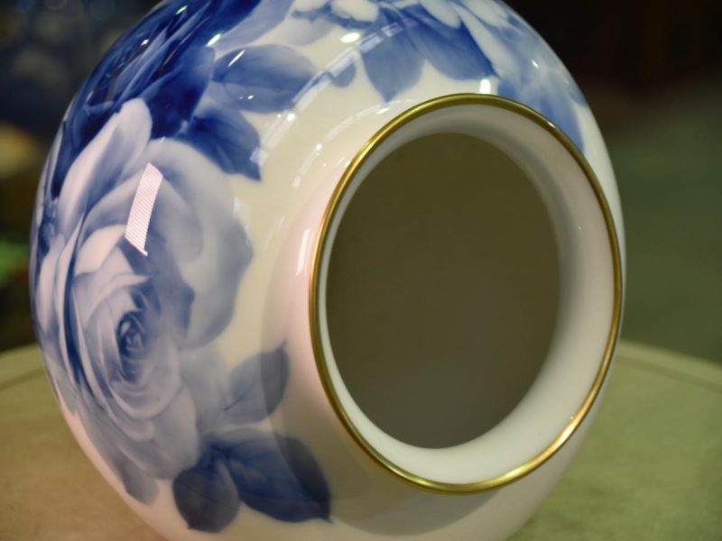Noritake Okura Rose Vase - Image 4