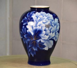 Royal Blue Fukugawa Pottery Vase