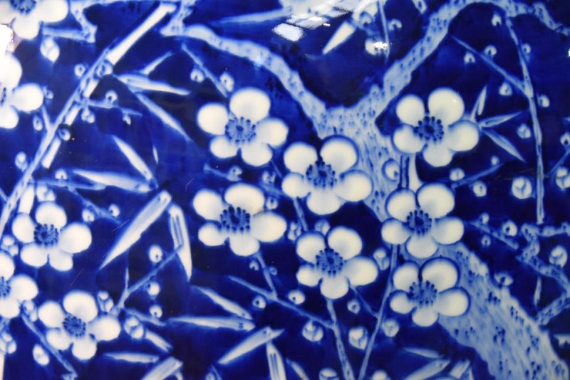 Japanese Blue and White Ceramic Vase - Image 8