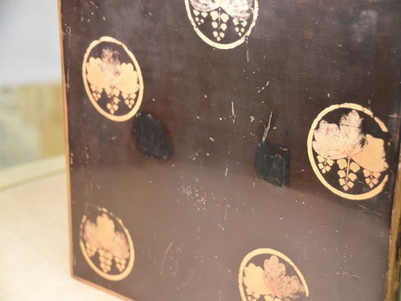 Japanese Lacquered Drawer Box - Image 3