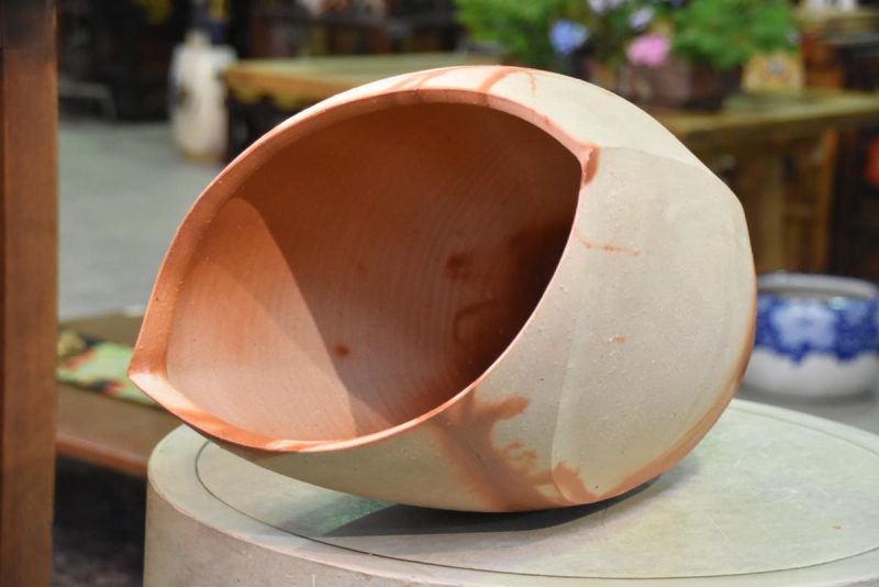Large Bizen Pottery Vase by Yamashita Joji B:1947 - Image 10