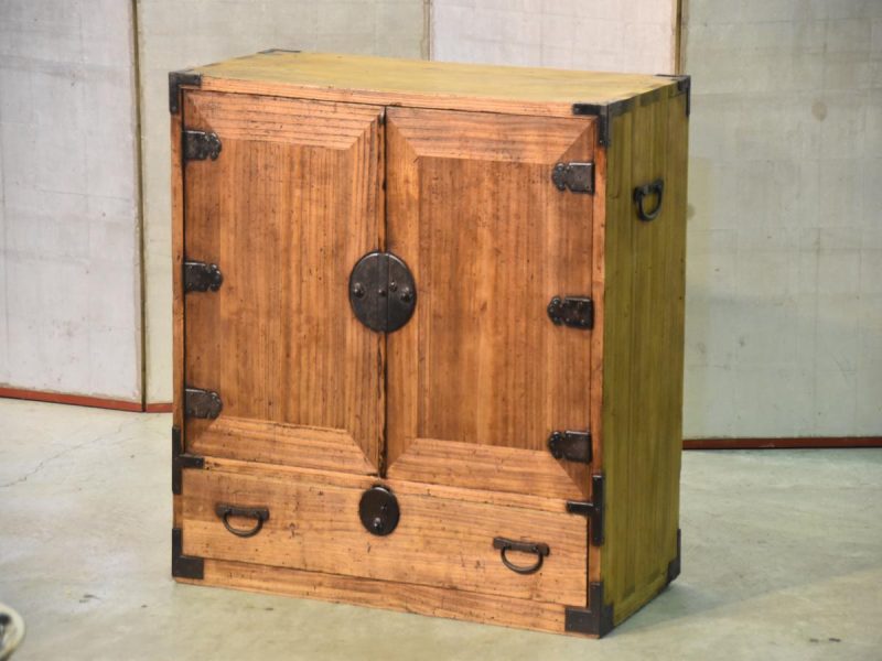 Antique Japanese Choba Dansu Merchant Chest - Image 2