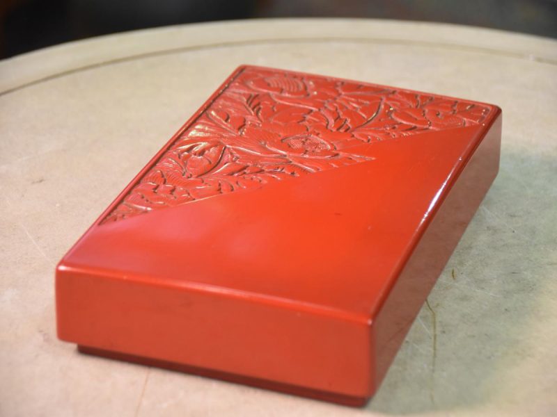 Kamakura Bori Lacquer Suzuri Bako (Ink Brush Writing Box) - Image 2