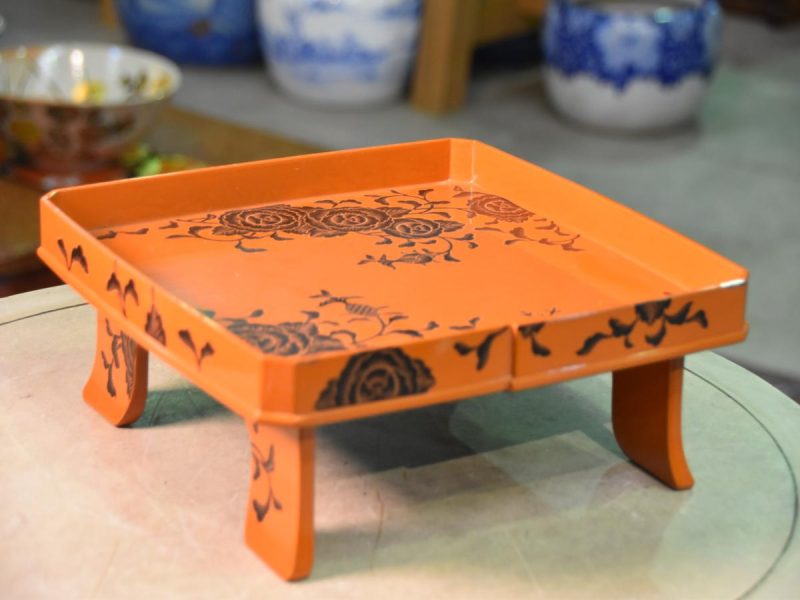 Japanese Lacquered Serving Tray - Image 2