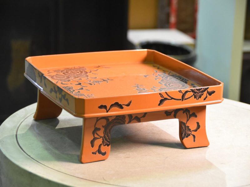 Japanese Lacquered Serving Tray - Image 3