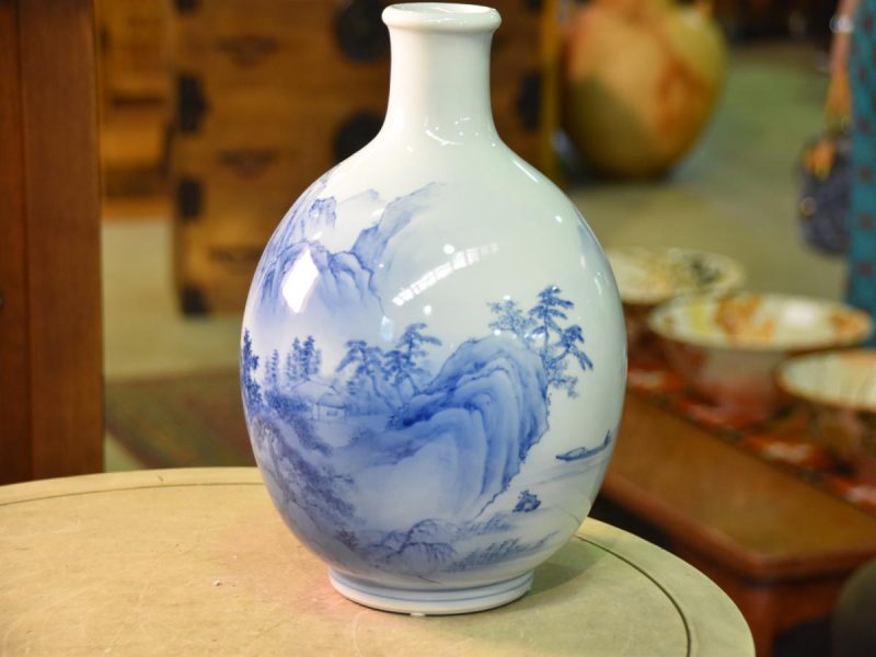 Japanese Blue and White Arita Ware Vase - Image 10