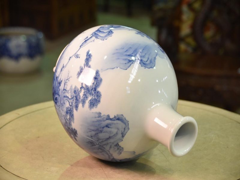 Japanese Blue and White Arita Ware Vase - Image 5
