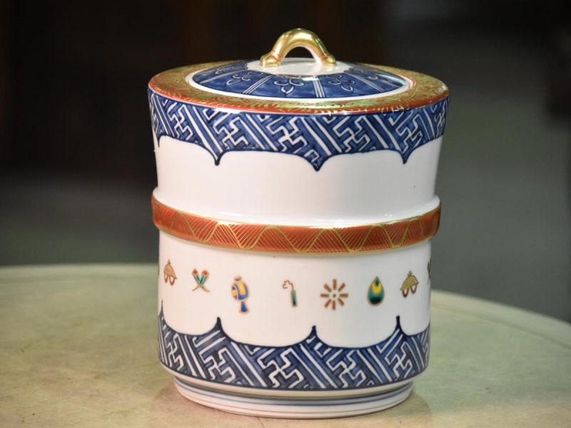 Kyoyaki Mizuzashi (Urn for water for the Tea Ceremony)