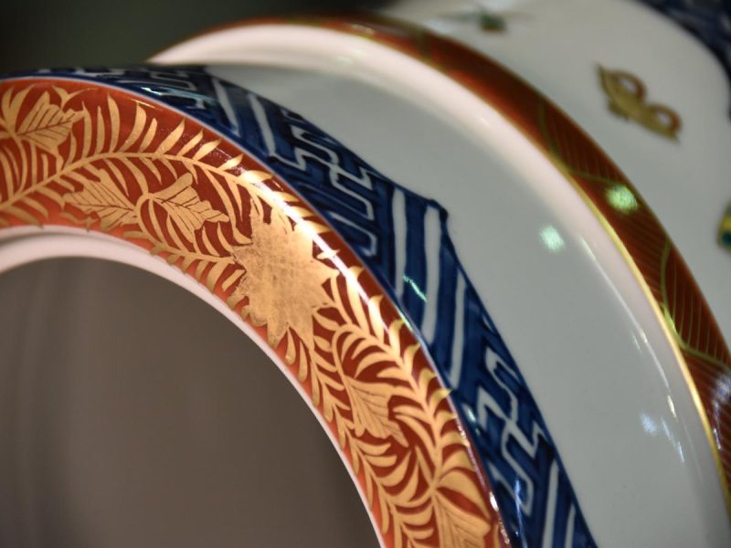 Kyoyaki Mizuzashi (Urn for water for the Tea Ceremony) - Image 9