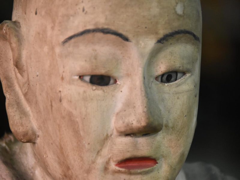 Japanese Antique Paper Mache Seated Priest (KoboDaishi) - Image 9