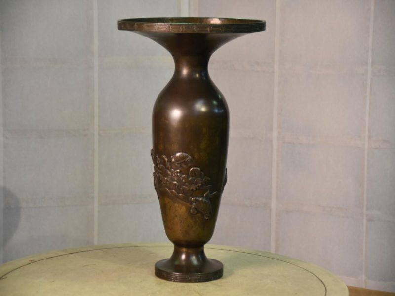Japanese Cast Bronze Vase decorated with Turtles (Longevity) - Image 9