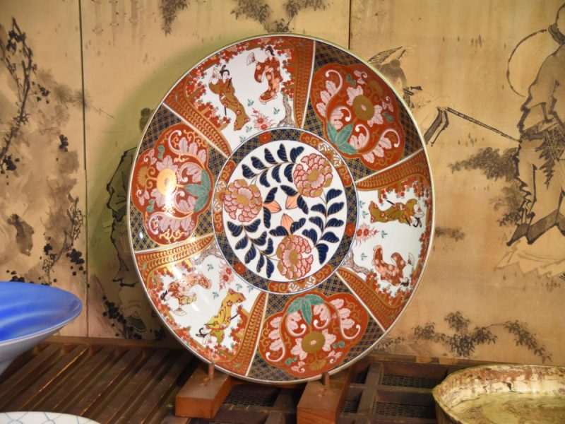 Large Japanese Imari Style Charger