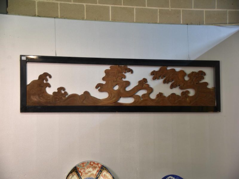 Japanese Wave Rama Carved Wooden Transom - Image 2