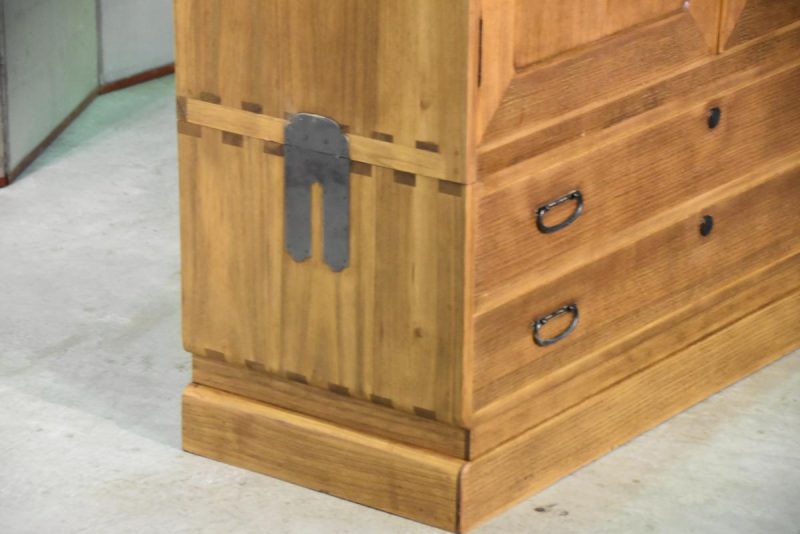 Japanese Solid Wood Vintage Clothing Chest - Image 5