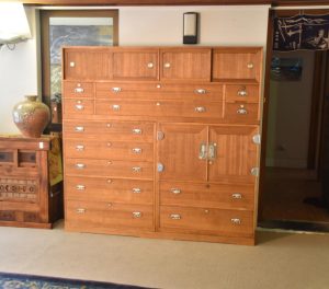 Large Solid Wood Japanese Vintage Clothing Chest (5 Sections)