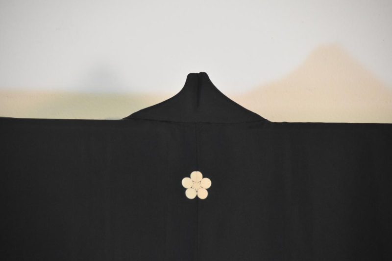 Japanese Silk Vintage Mans Haori (Kimono Jacket) - Image 11