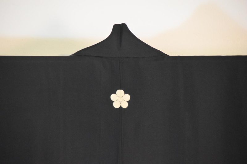 Japanese Silk Vintage Mans Haori (Kimono Jacket) - Image 8