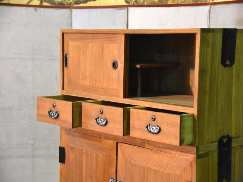 Japanese 3 Section Wedding Kimono Chest - Image 11