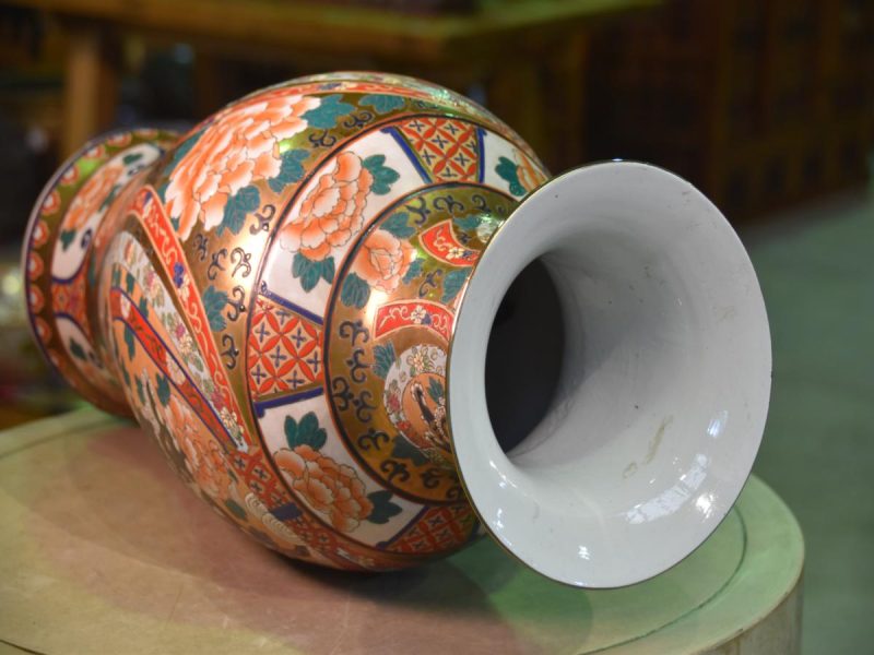 Vintage Chinese Vase - Image 5
