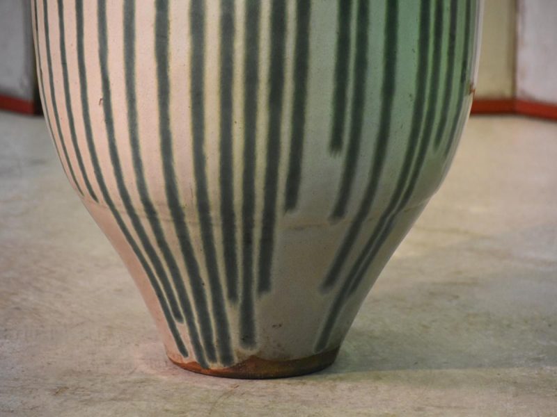 Large Green Drip Glaze Shigaraki Tsubo Urn - Image 10