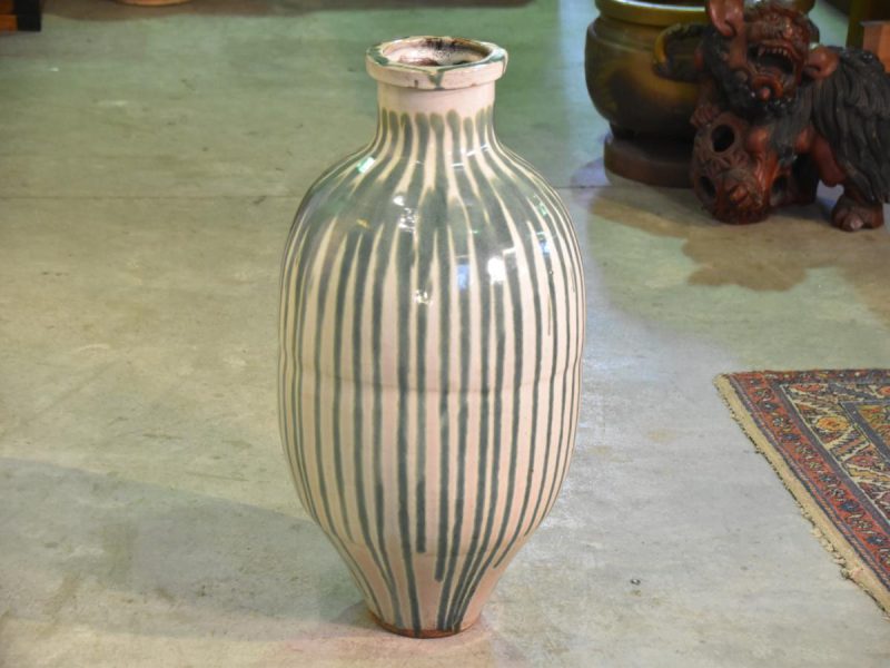 Large Green Drip Glaze Shigaraki Tsubo Urn - Image 8
