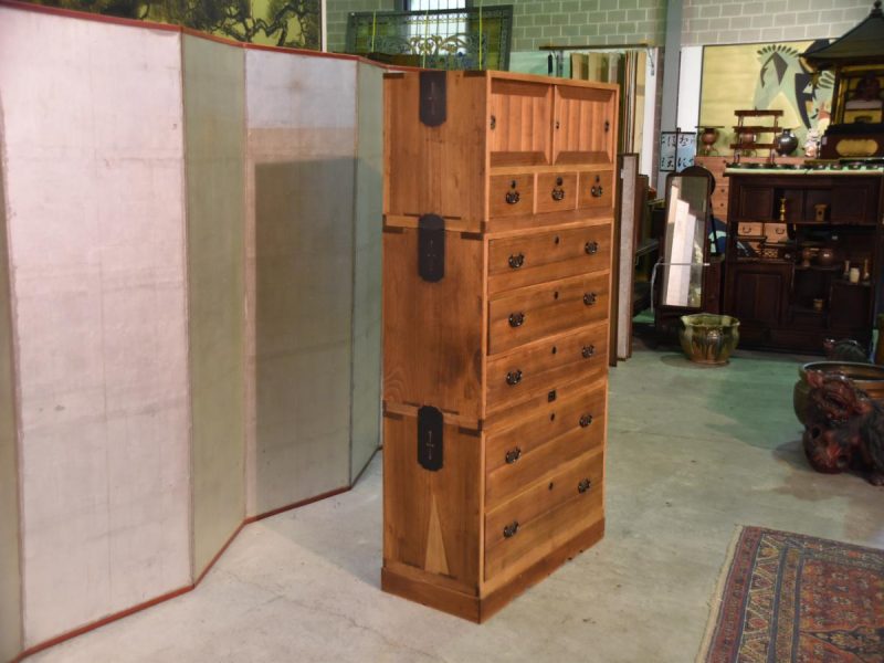 Japanese 1950-60's Paulownia 3 Section Chest of Drawers - Image 6