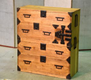 Antique Japanese Chest of 5 Drawers