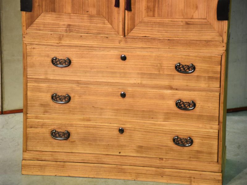 Japanese 3 Section Wedding Chest - Image 16