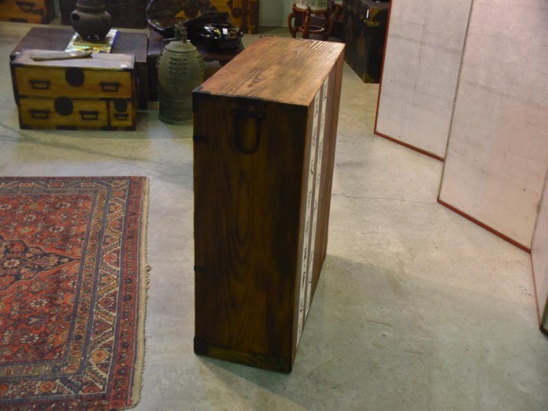 Japanese Osaka Region Merchant Chest with Secret Drawer - Image 7