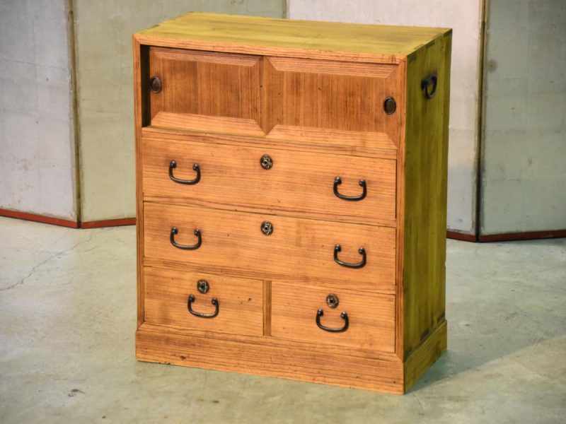 Japanese Small Accessories Chest - Image 2