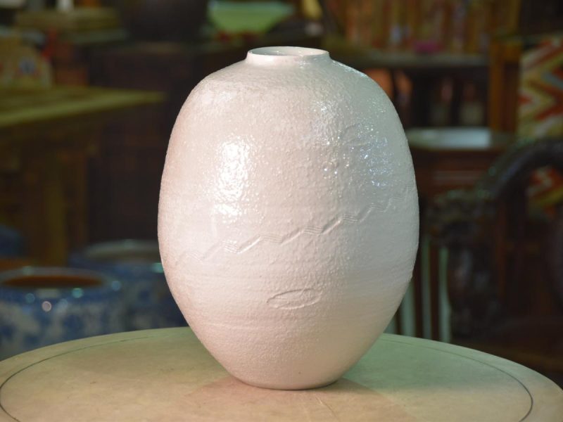 Japanese Vintage Porcelain Vase - Image 8