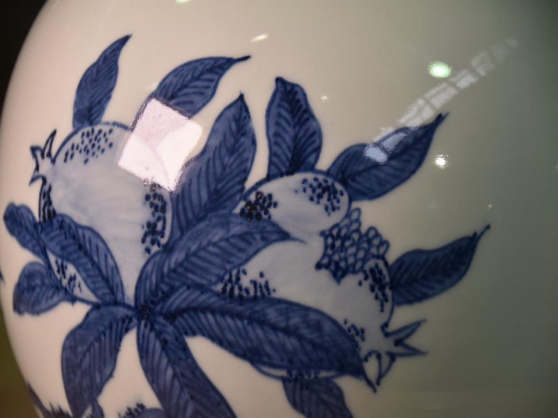 Japanese Pomegranate Vase - Image 6