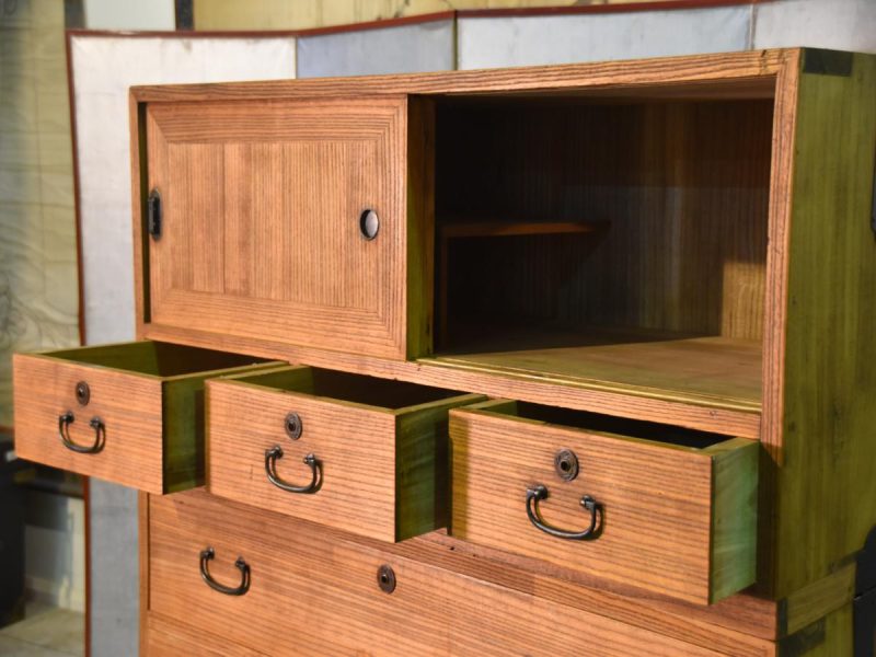 Japanese 1930's 3 Section Wedding Chest - Image 8