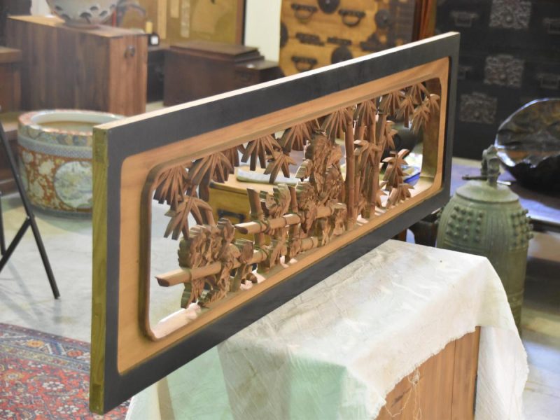 Traditional Japanese Rama Transom of Bamboo and Chrysanthemum - Image 6