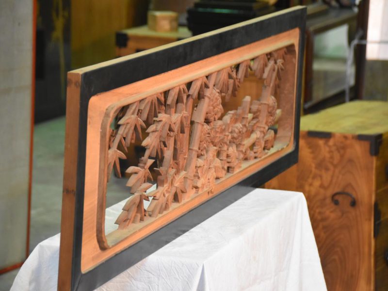 Traditional Japanese Rama Transom of Bamboo and Chrysanthemum - Image 4