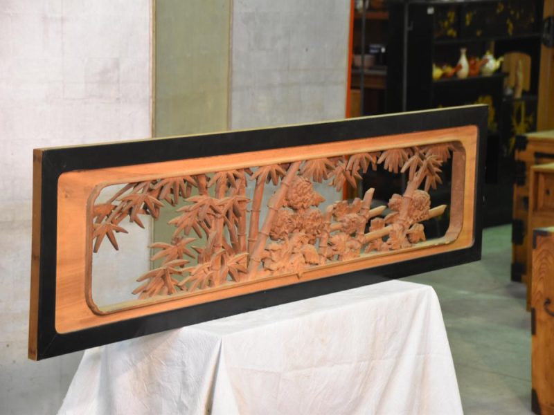 Traditional Japanese Rama Transom of Bamboo and Chrysanthemum - Image 3
