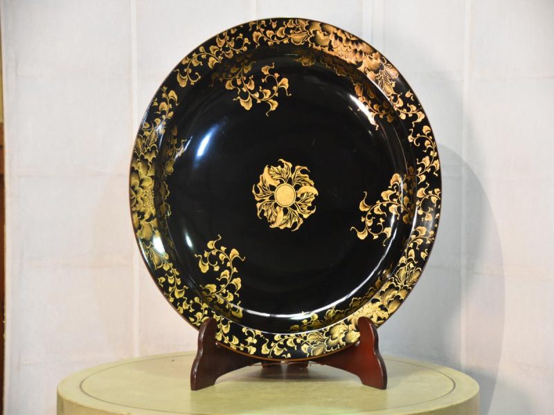 Lacquer Plate