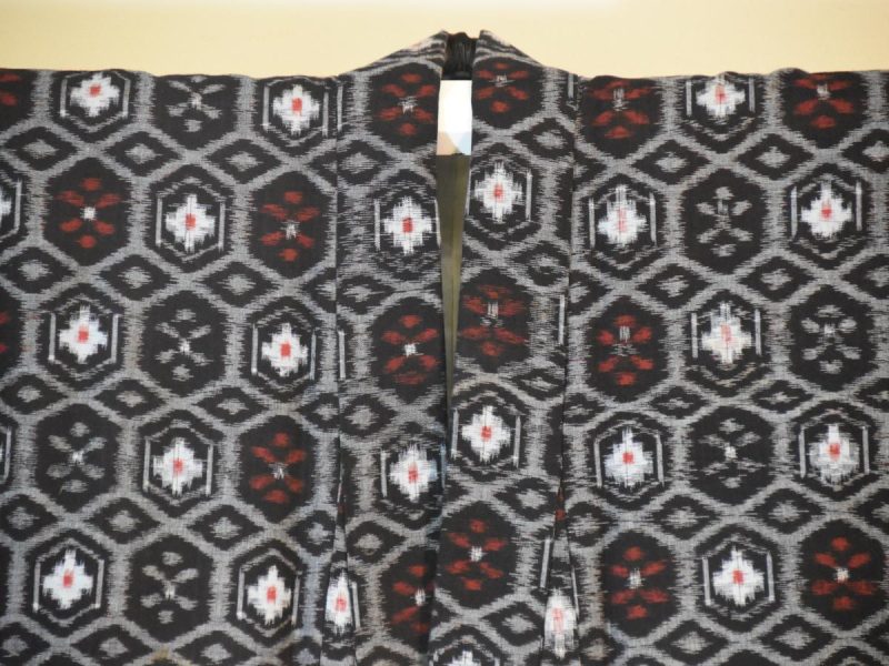 Japanese Kasuri Vintage Kimono - Image 6