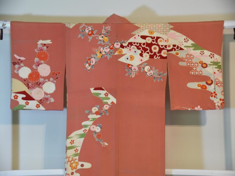 Japanese Silk Vintage Salmon Pink Tomesode Formal Kimono - Image 13