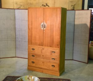 Japanese Wedding Chest made of Thick Paulownia Wood